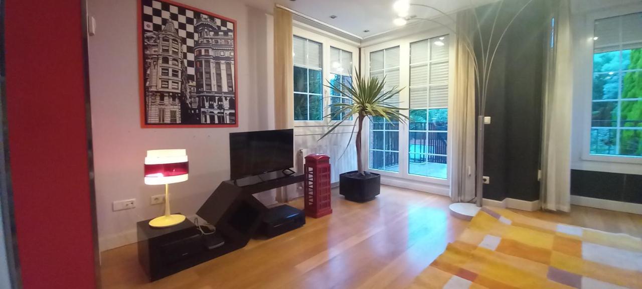 Chalet Con Piscina, Sauna Y Jacuzzi Cerca Del Mar A Media Hora De Bilbao Y Santander El Puente  Dış mekan fotoğraf
